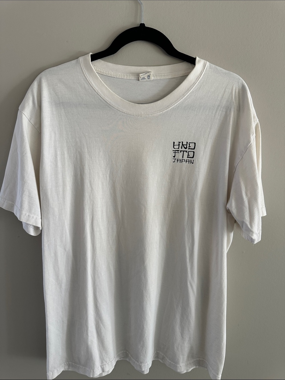Undefeated White Short-Sleeve Tee with Small Chest Logo - Picture 1 of 2
